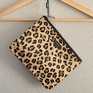 Osprey London leopard clutch